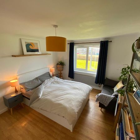 Sea Views On Fistral. Lovely Private Bedroom New Quay Exterior foto